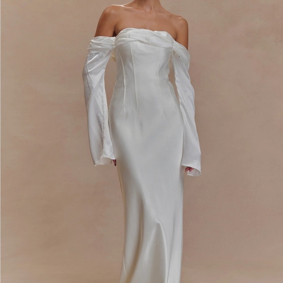 Meshki Giselle Off-Shoulder Cowl Neck Maxi Dress- White - Picture 1 of 4